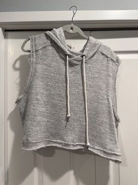 ZYIA Light Gray Knit Cropped Hoodie